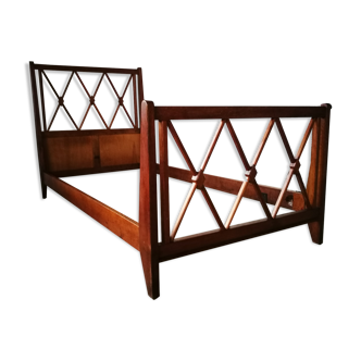 Saint Sabin workshop bed