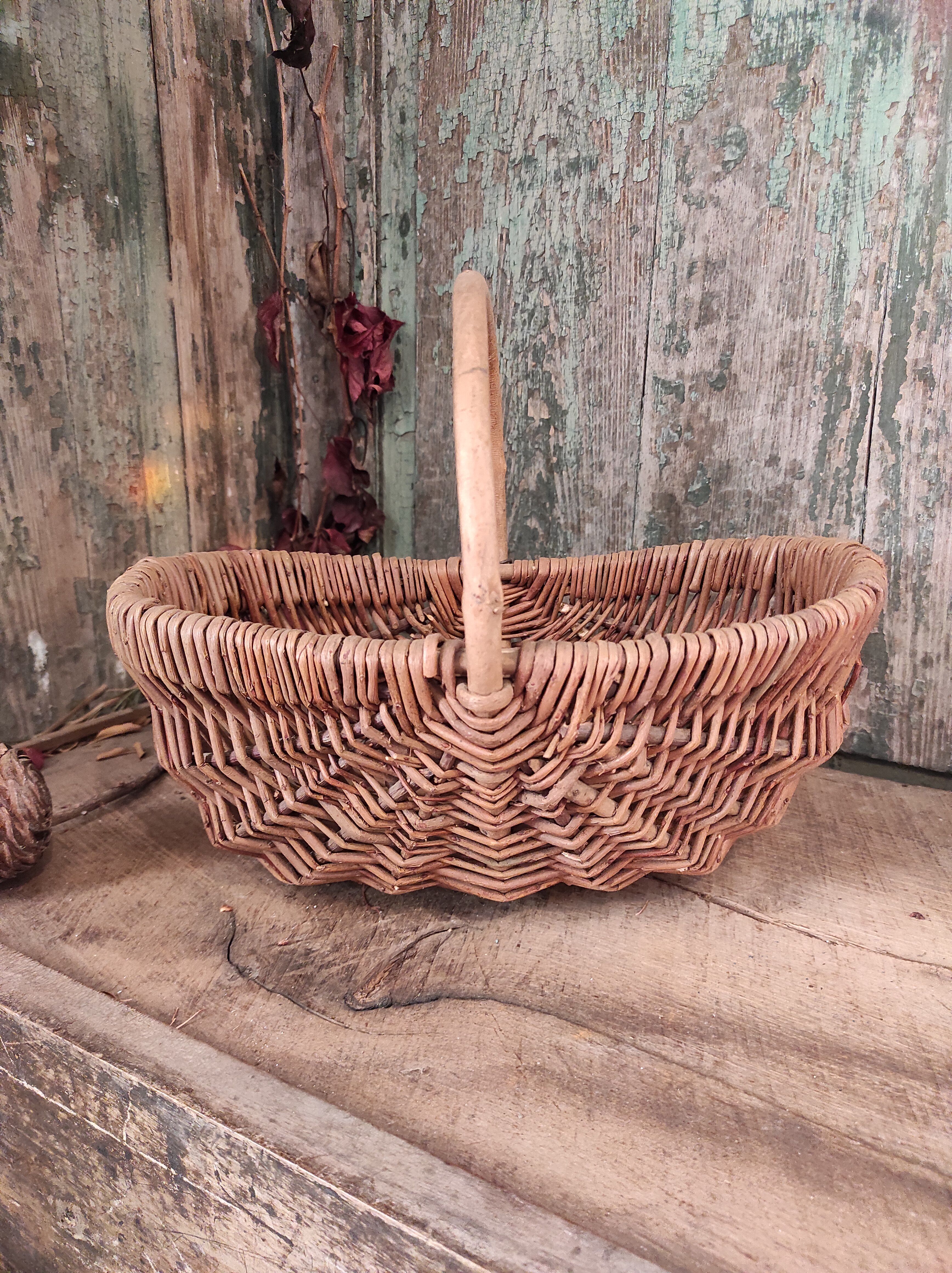 French vintage oval basket