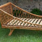 Rattan bed