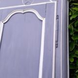 Lyon's 18th-18th-painted walnut façade rechampi