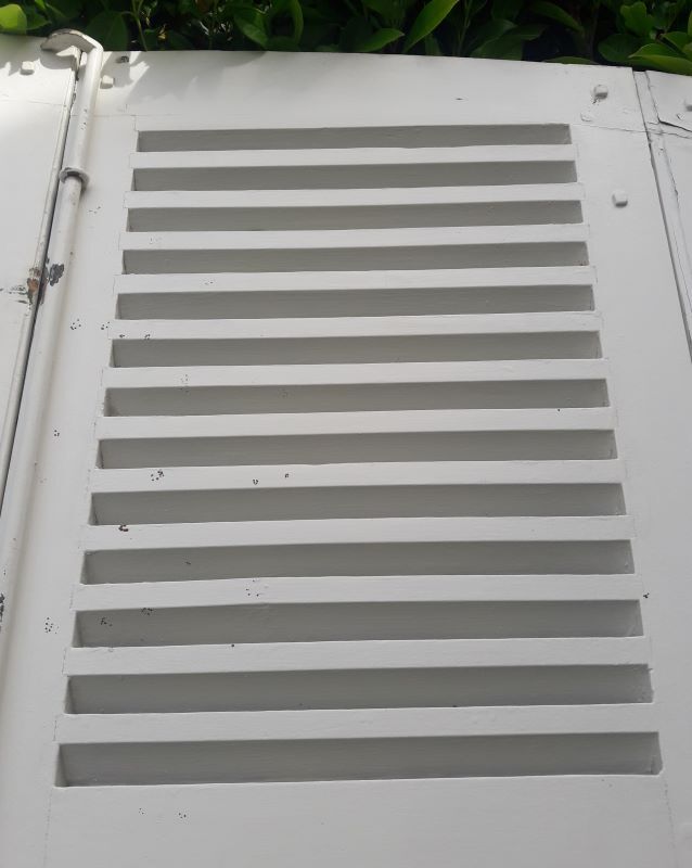 Arched shutters oak louvers H226xW277 4 leaves