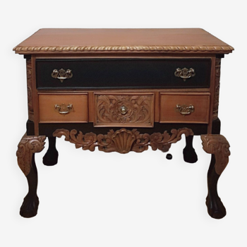 Chippendale English chest of 4 drawers