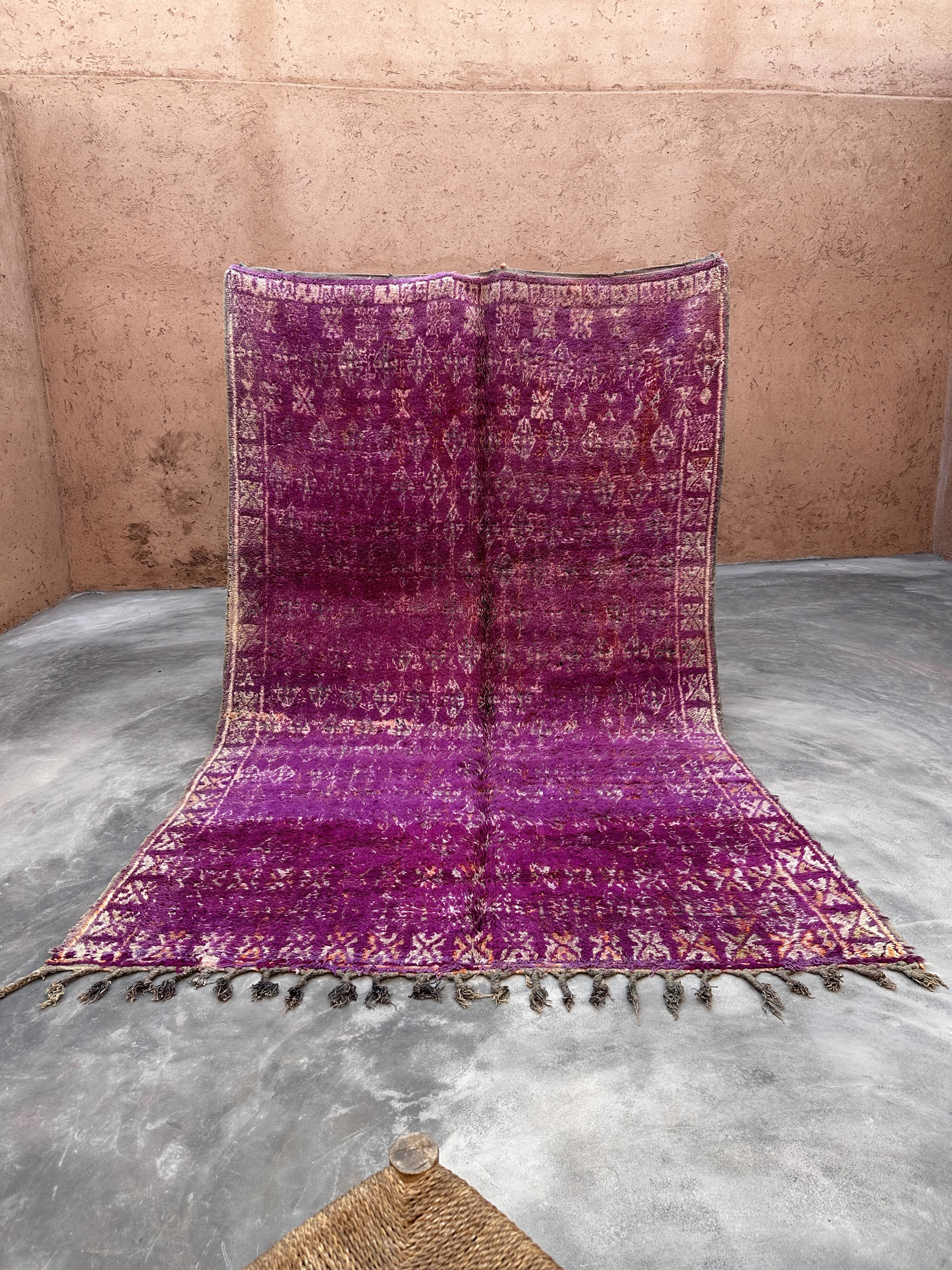 Moroccan rug - 217 x 358 cm