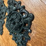 Set of 2 decorative cast iron rosettes