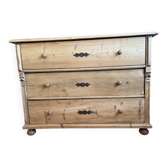 Pant chest of drawers