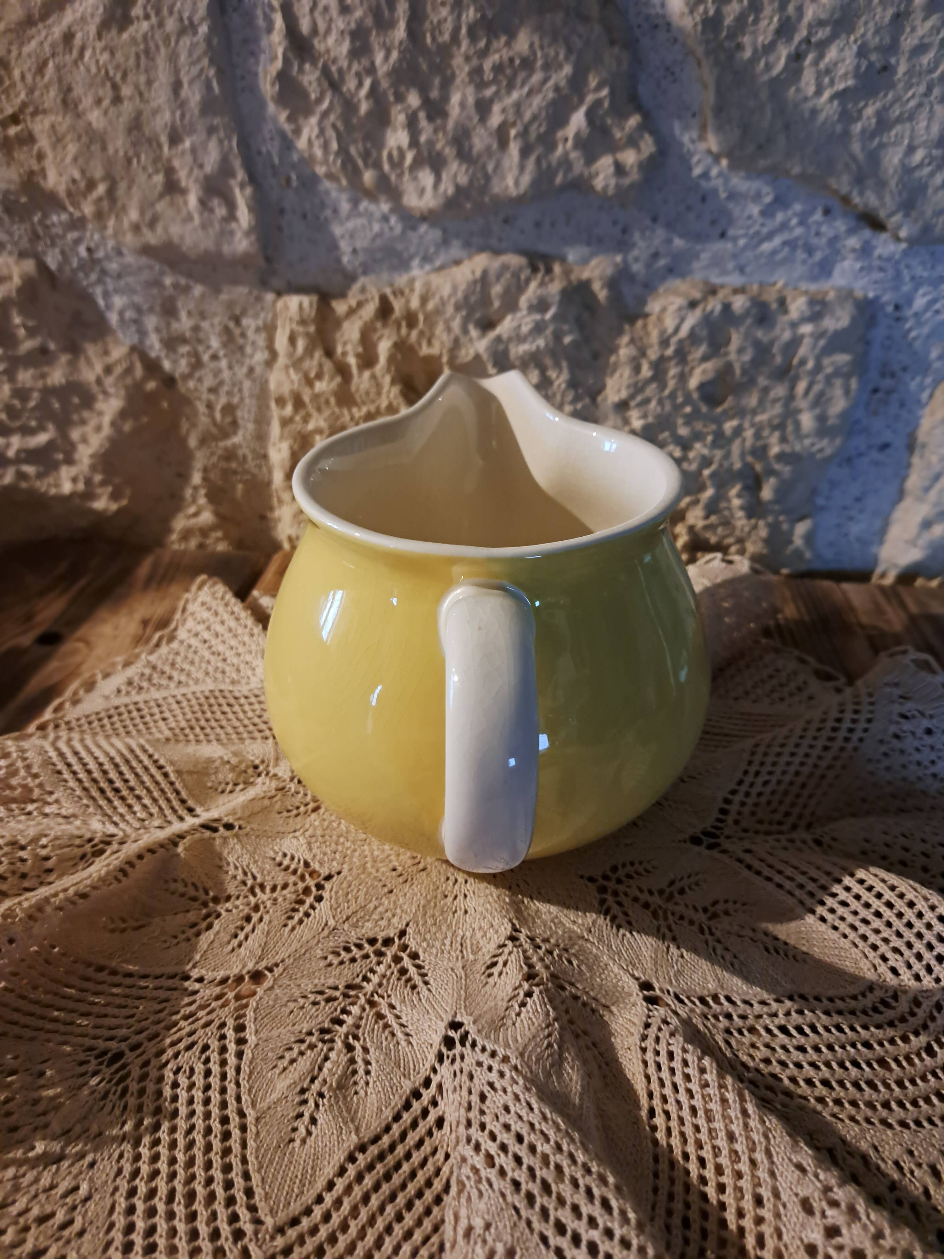 Grand pot à lait crémier Villeroy et Boch jaune