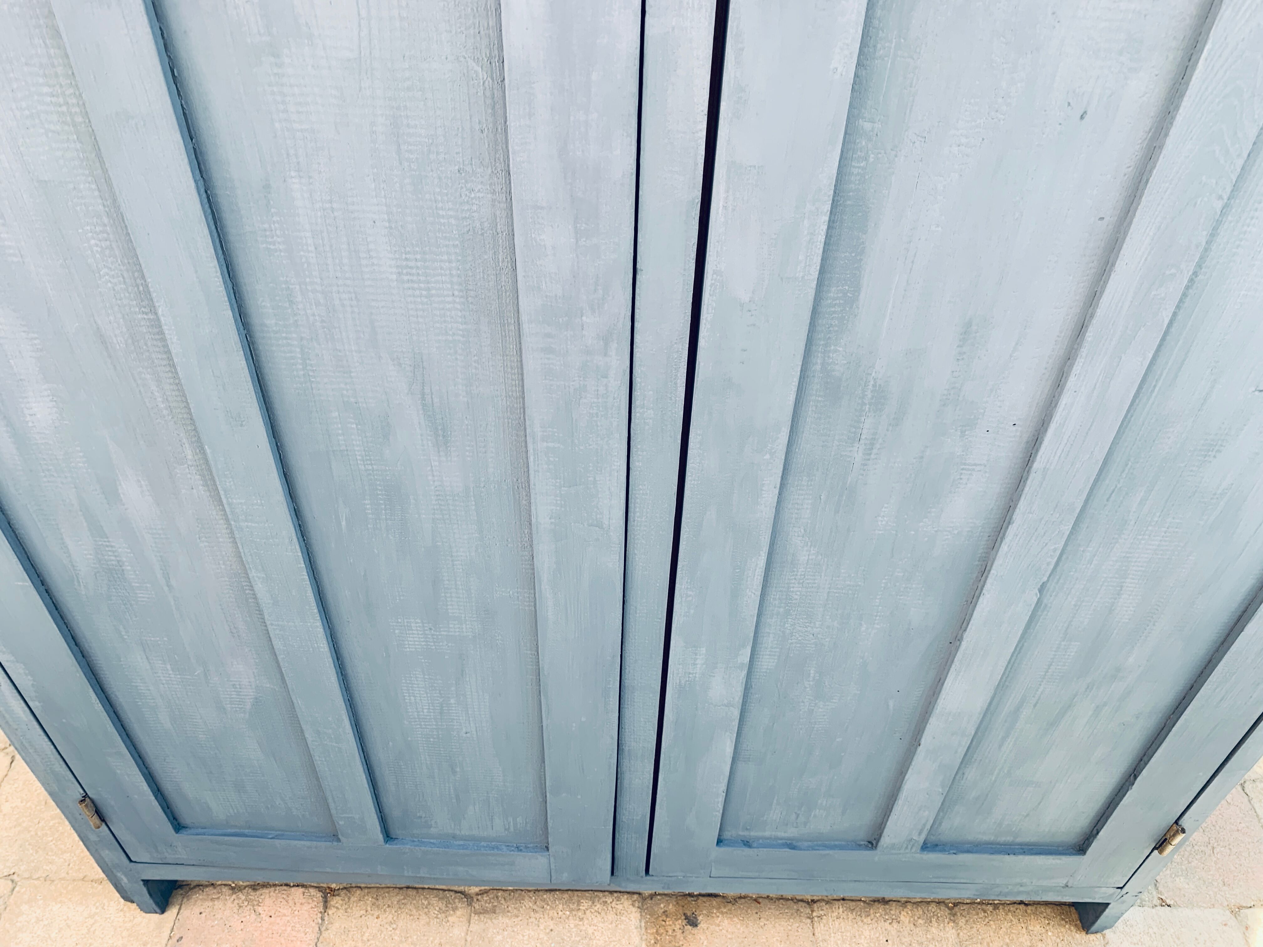 Parisian wardrobe and his bedside