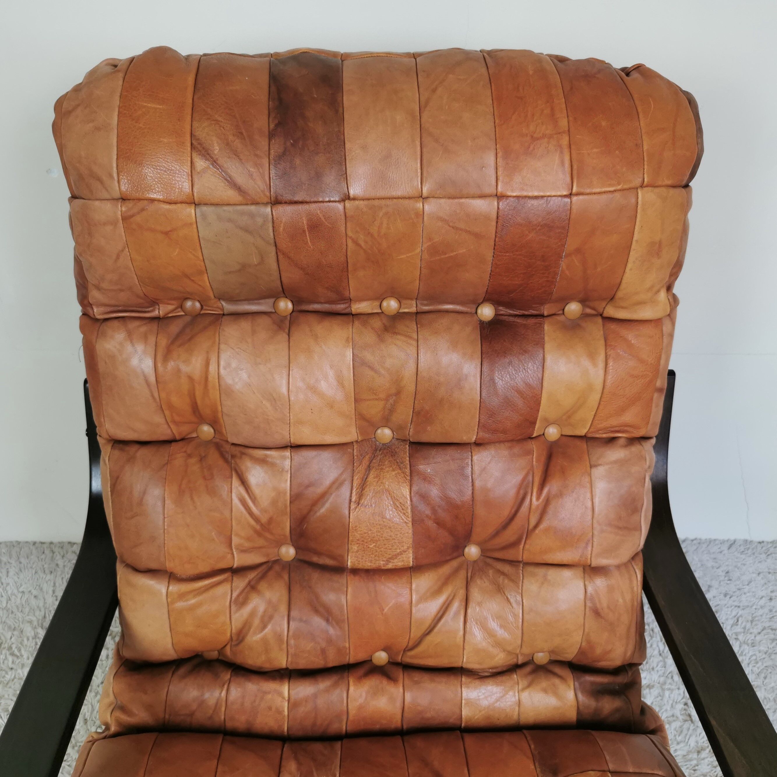 Fauteuil pivotant cuir scandinave