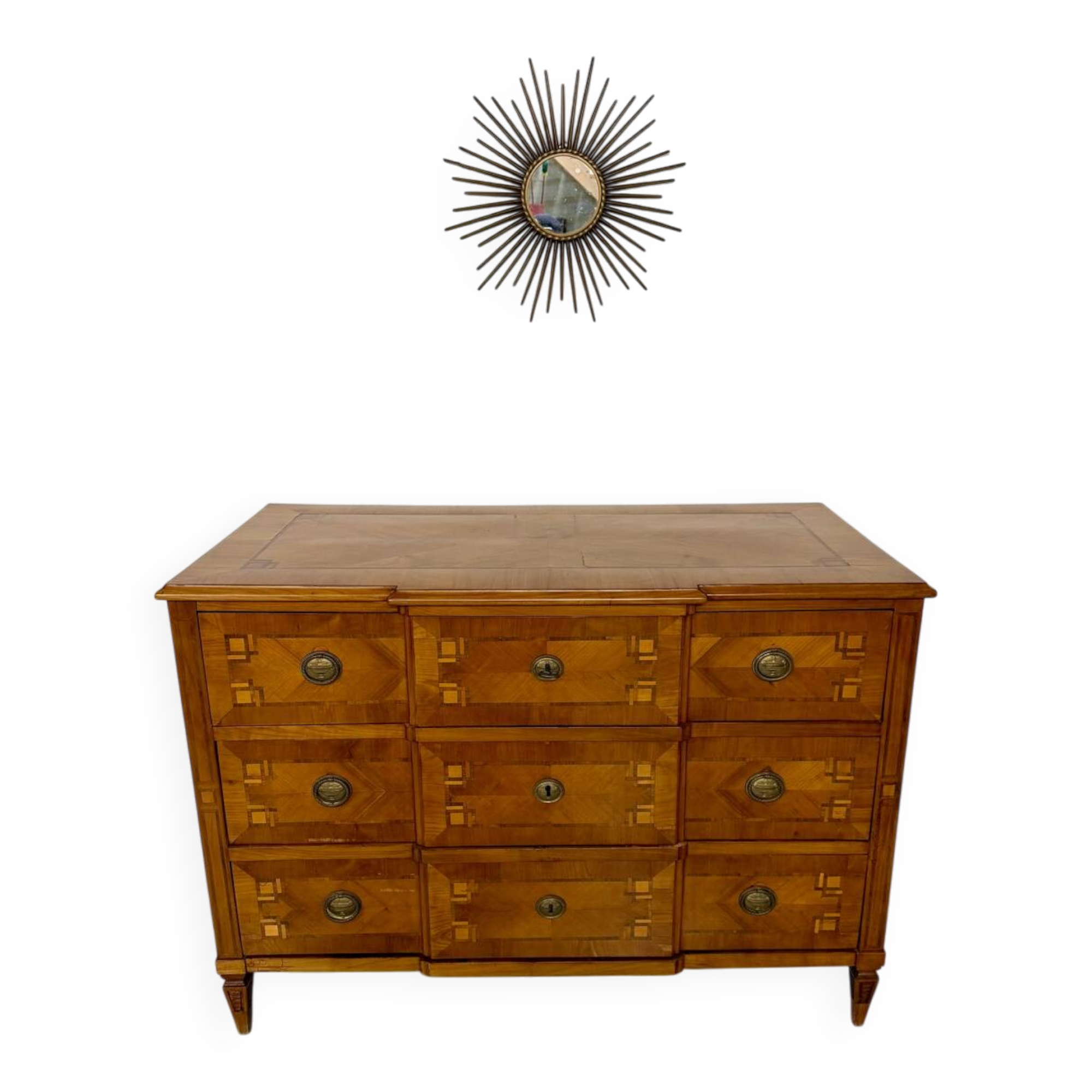 Antique marquetry chest of drawers from the transition period at the end of the 18th century, with 3 wooden drawers.