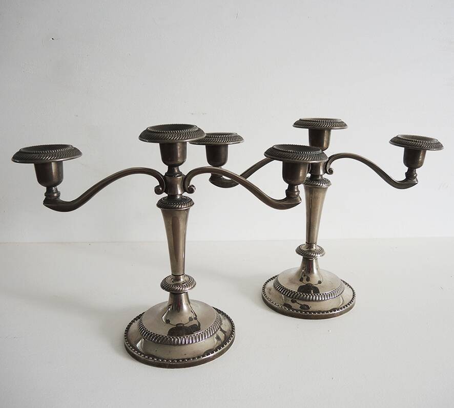 2 anciens candélabres en métal Armani