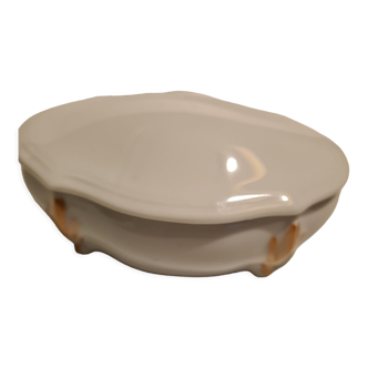 Bonbonniere in white Limoges porcelain