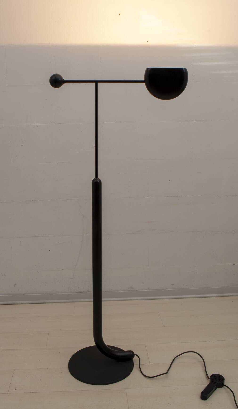 Toshiyuki Kita Italian Floor Lamp "Tomo" by Luci, 1985