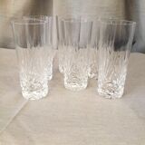 Suite de 6 verres a digestif en cristal taille