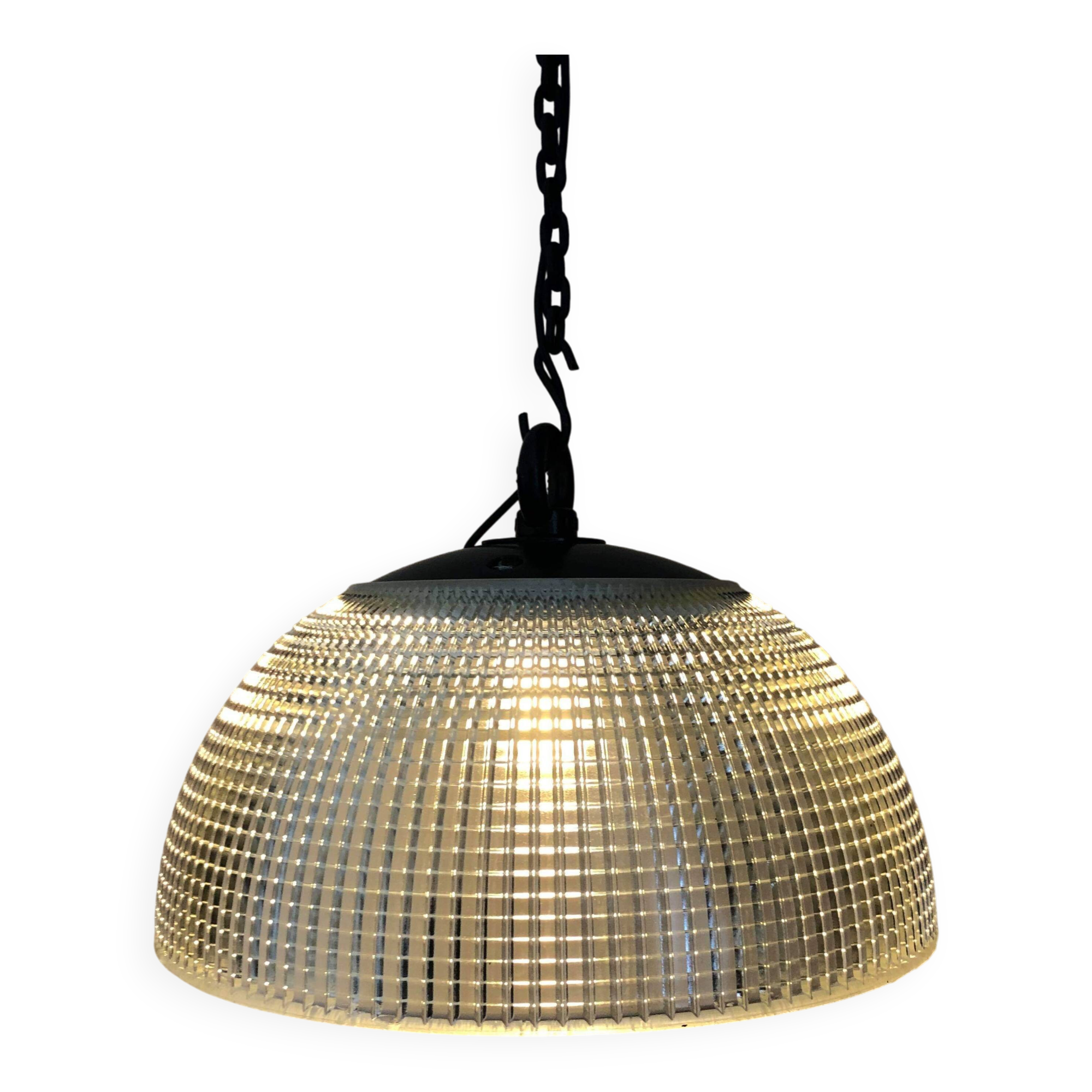 Holophane half-sphere suspension