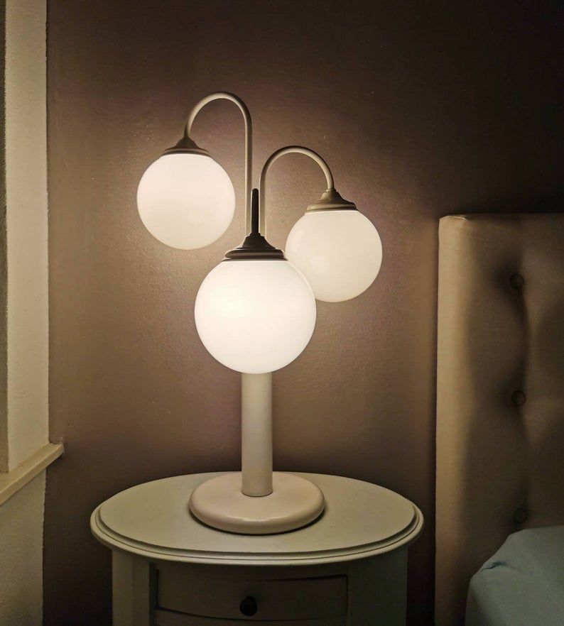 Lampe de table en métal blanc vintage avec 3 boules de lanterne, années 80