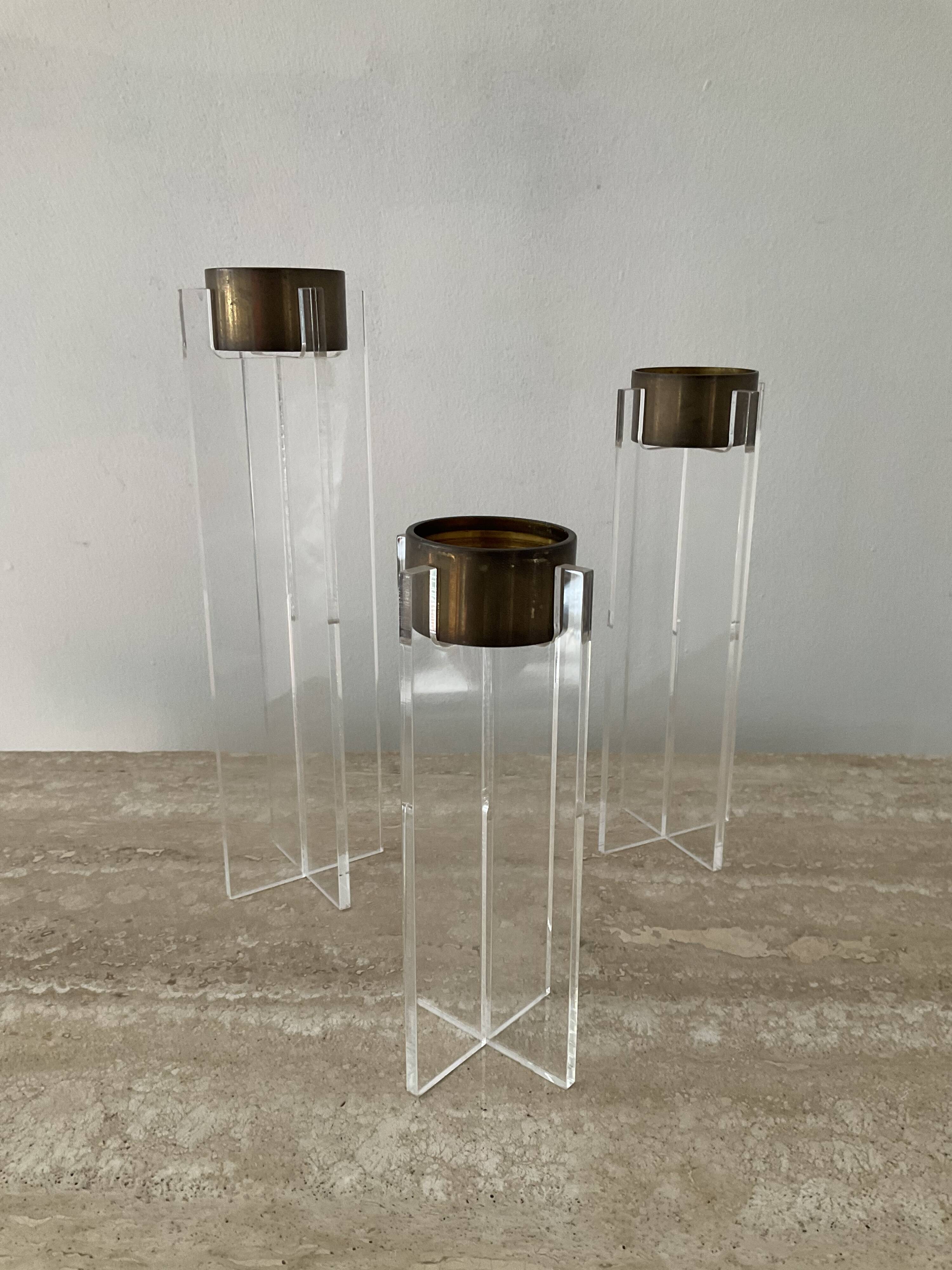 Paire De Bougeoirs Vintage En Plexiglas Et Laiton – Design Transparent, Années 70