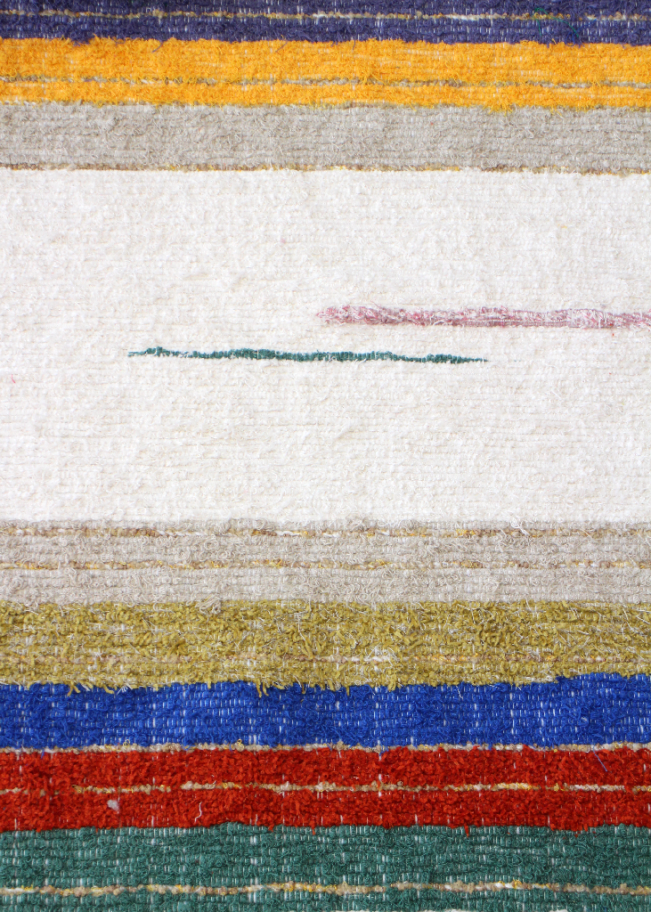 Hand-woven handmade rug - 140 x 200 cm - multicolor & white