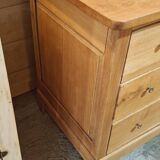 Old chest of drawers