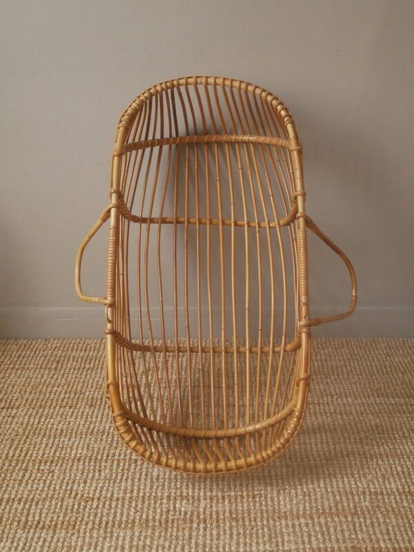 Berceau couffin Moĩse en rotin fabrication artisanale rotin osier vintage