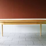 Table ronde extensible en hêtre clair