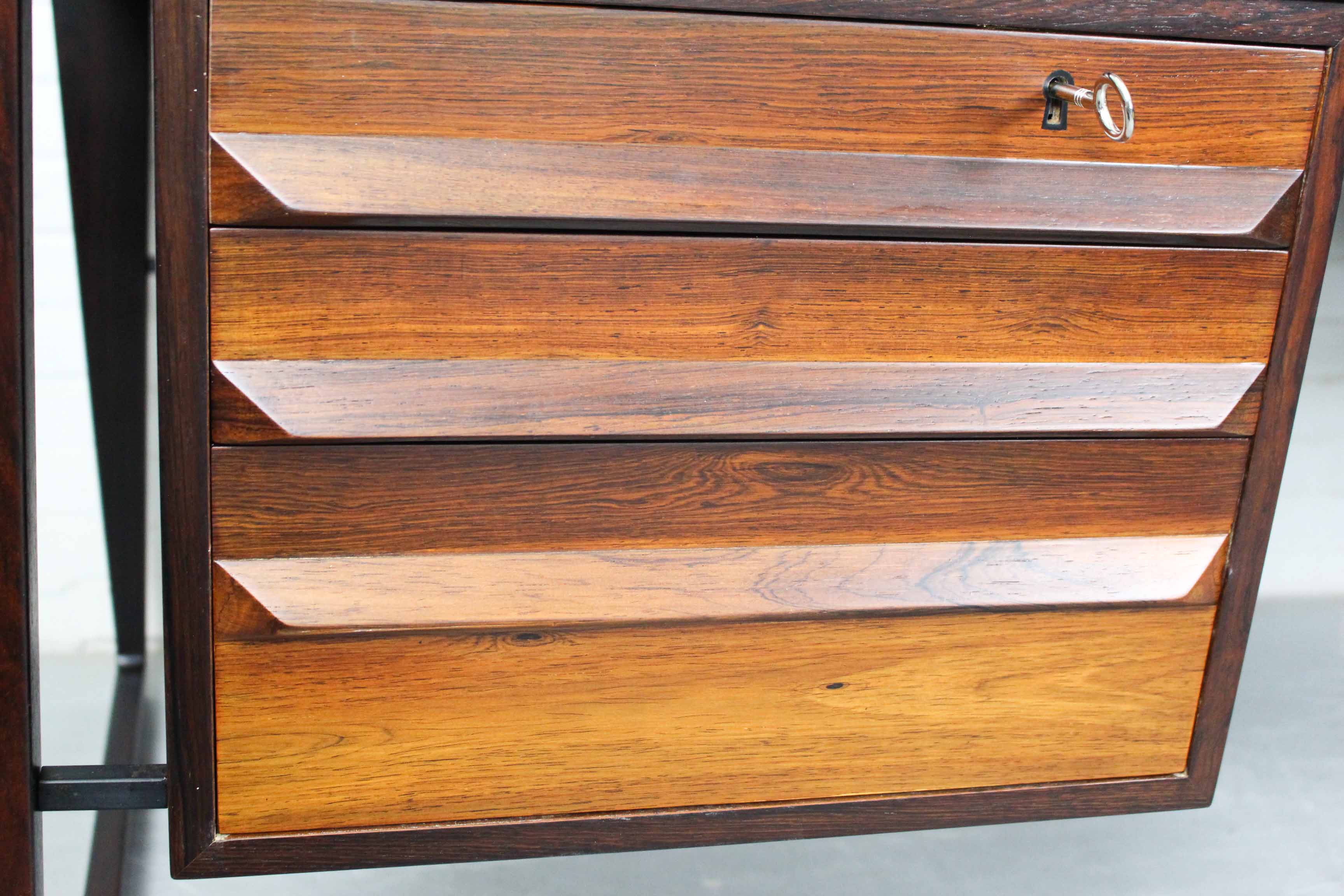 Bureau en palissandre du milieu du siècle par Kai Kristiansen