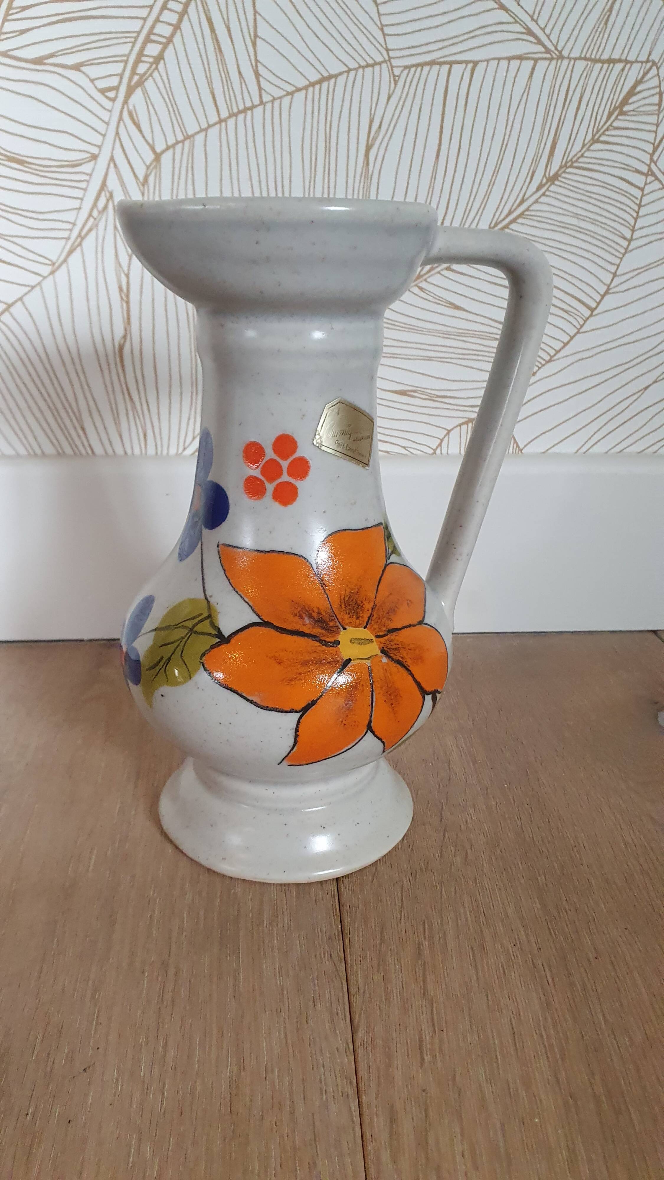 Ceramic vase or pitcher with Poët Laval floral motifs