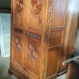 Antique Gothic style walnut wardrobe 19th century