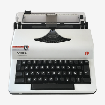 Electric vintage functional olympia typewriter