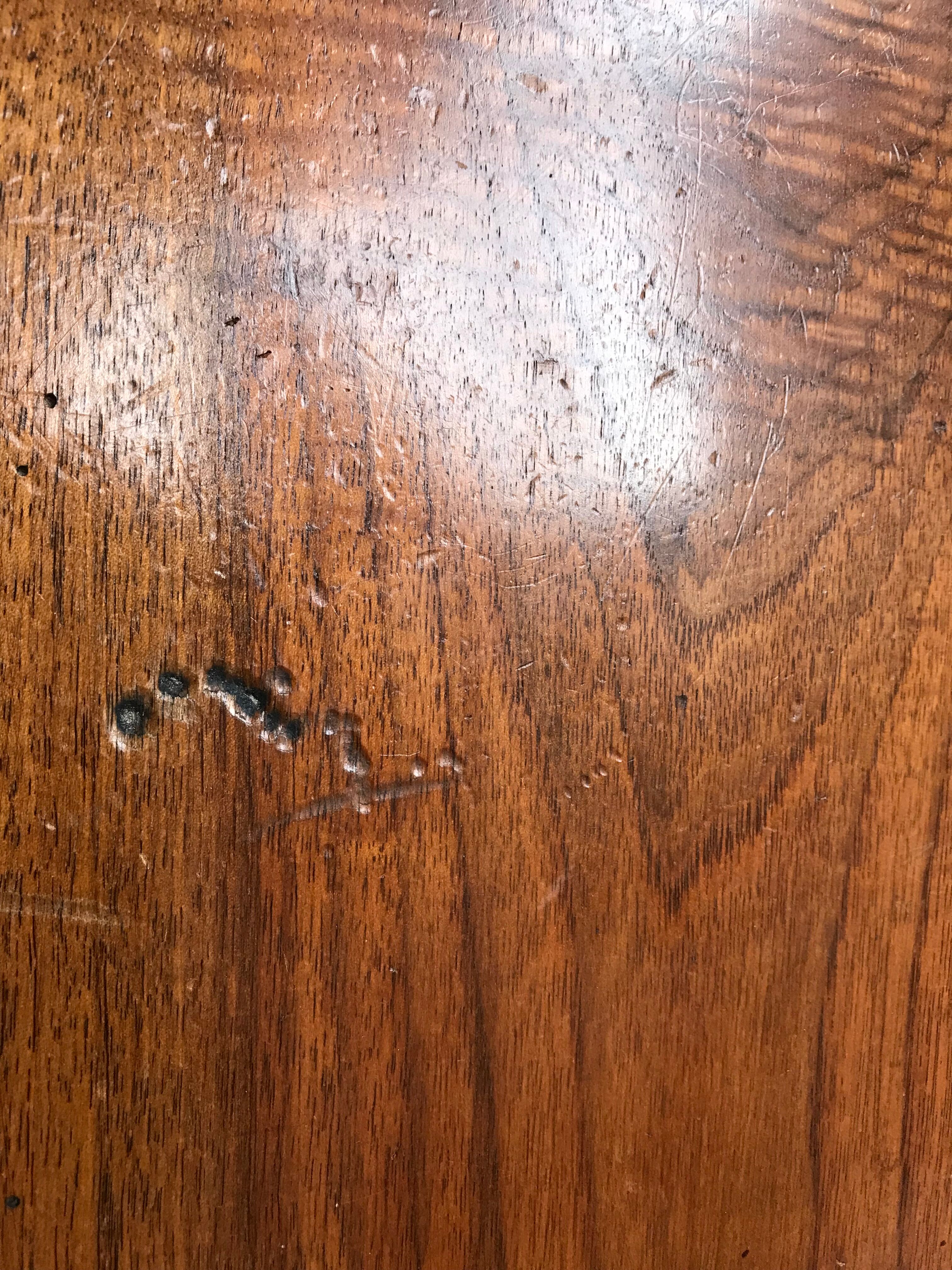 Oval wooden table with shutter