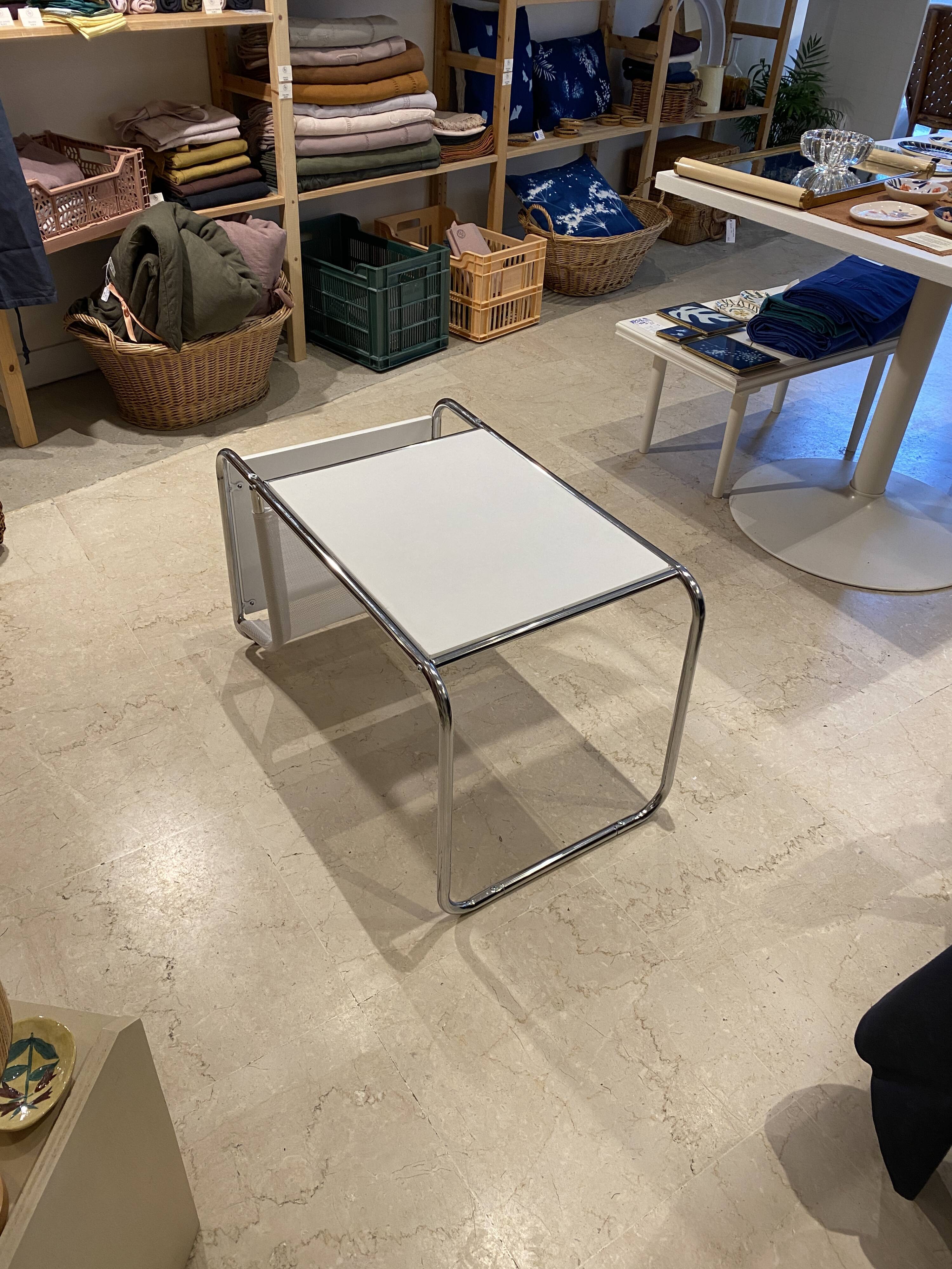 Side table magazine holders