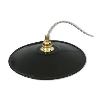 Suspension in black & white enamelled sheet metal