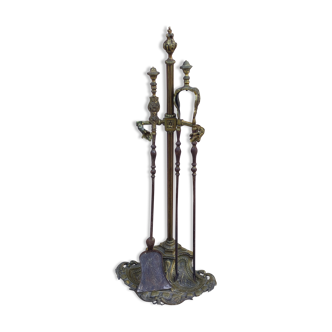 Servant of chemine 19th in bronze, 2 elements