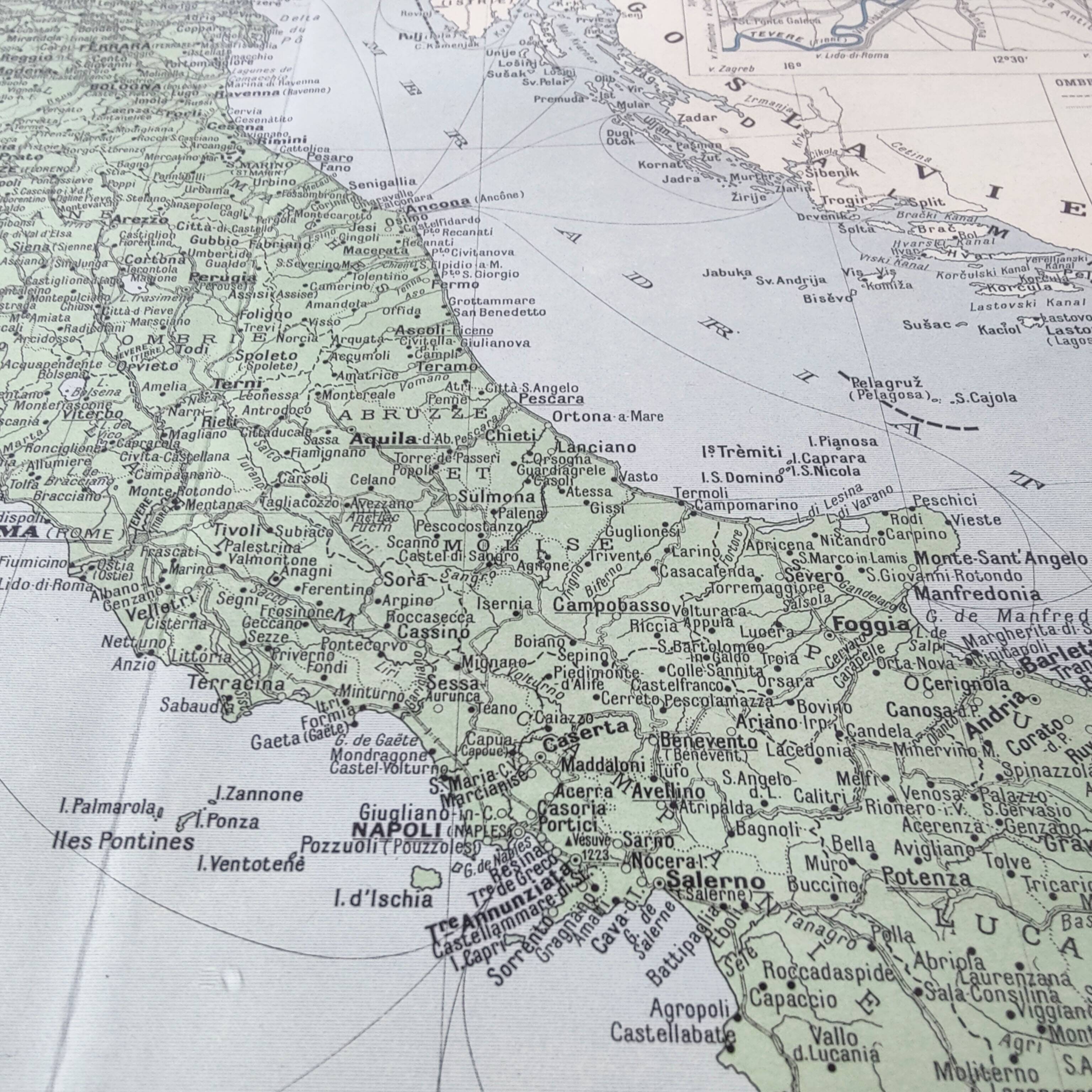 Illustrated Italy Europe map 43x43cm vintage from 1950
