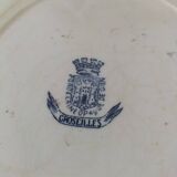 Duo of Gien plates, Groseilles model