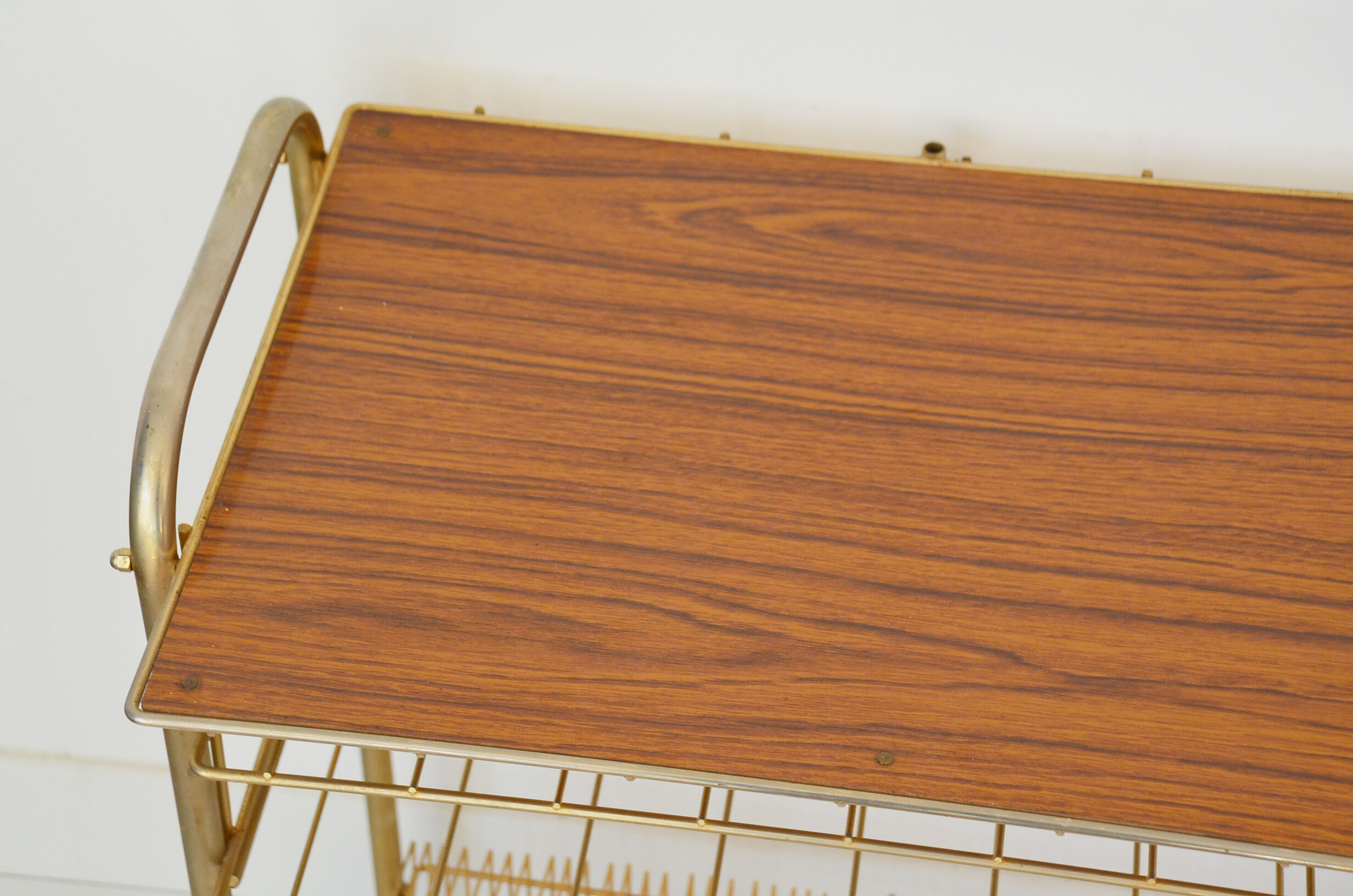 Table à roulettes porte vinyles des années 60