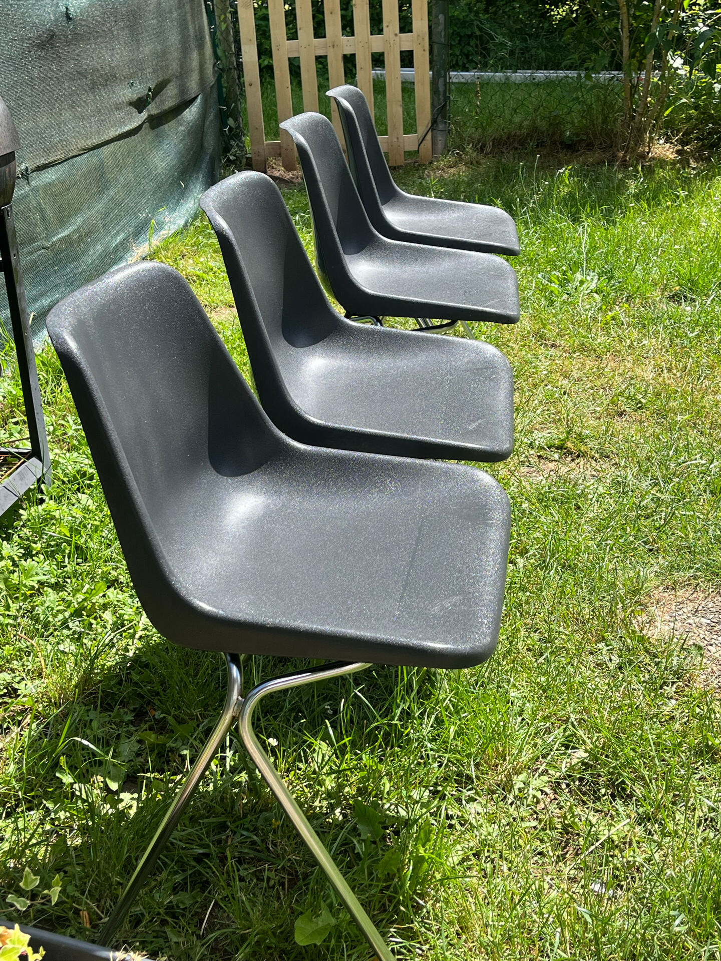 4 Robin Day / Hille design chairs