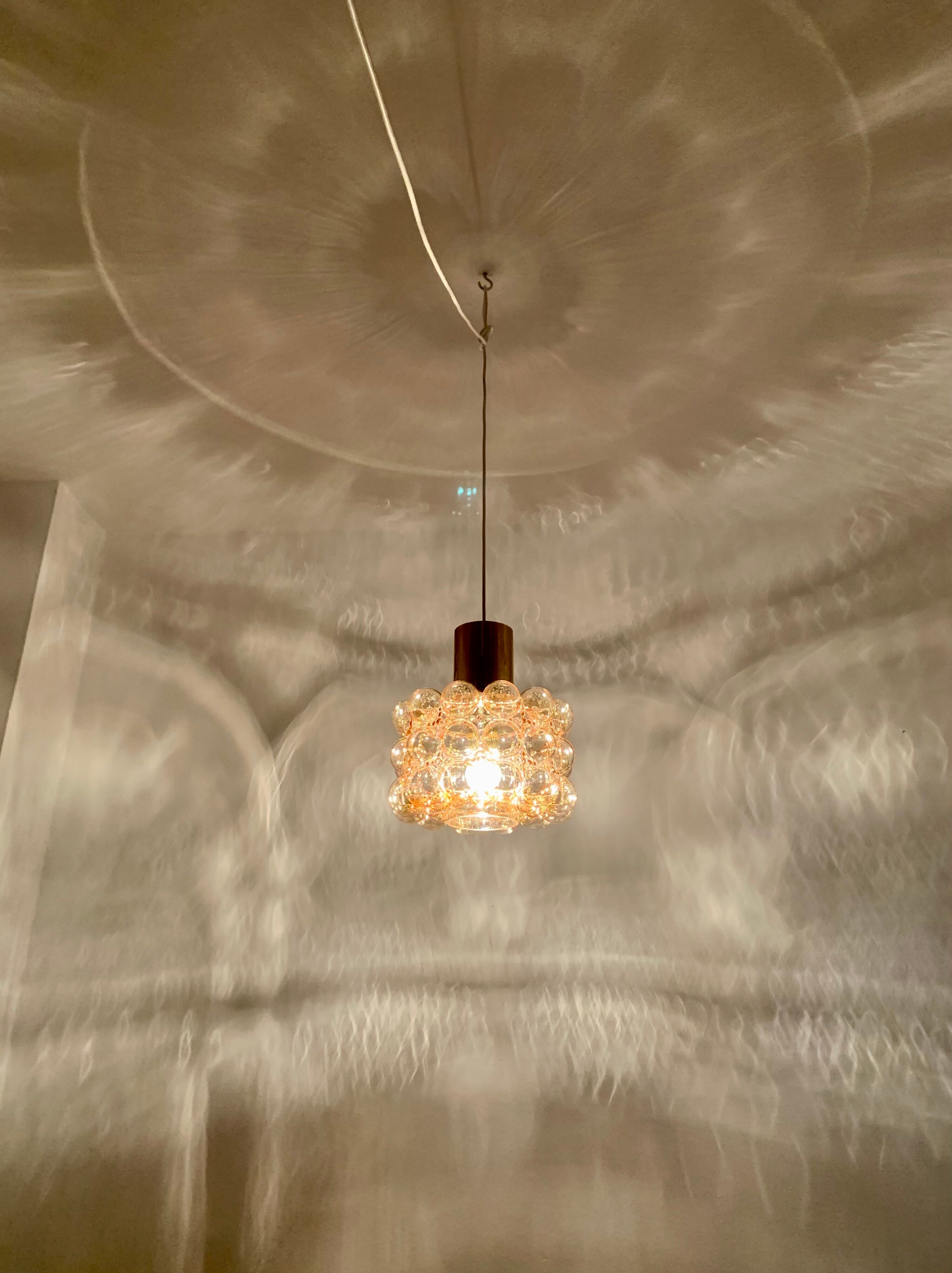 1 of 2 Large Bubble Glass Pendant Lamps by Helena Tynell for Glashütte Limb