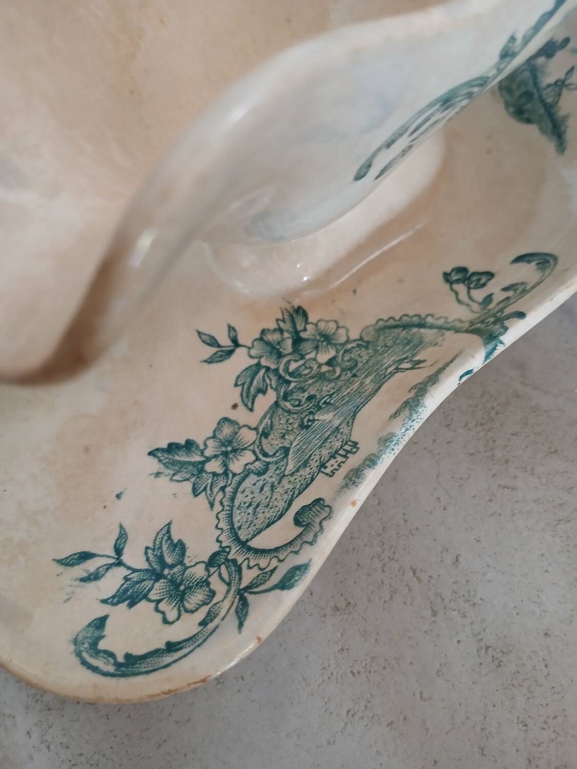 Saucière ancienne en Terre de fer