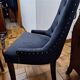 fauteuil capitonné velours noir design