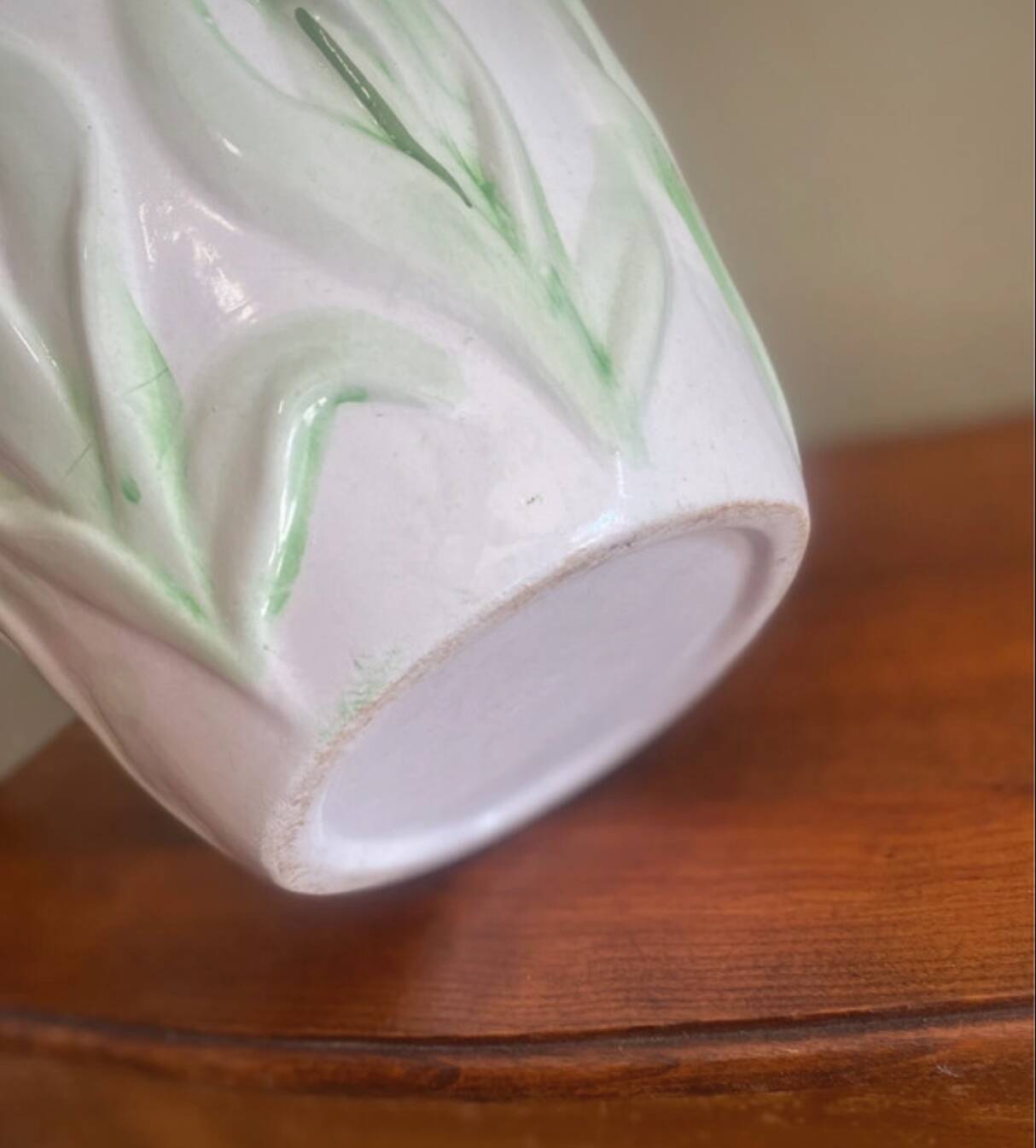 Tulip Barbotine Vase