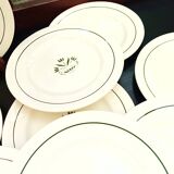 12 Terre de Fer Marmoz flat plates