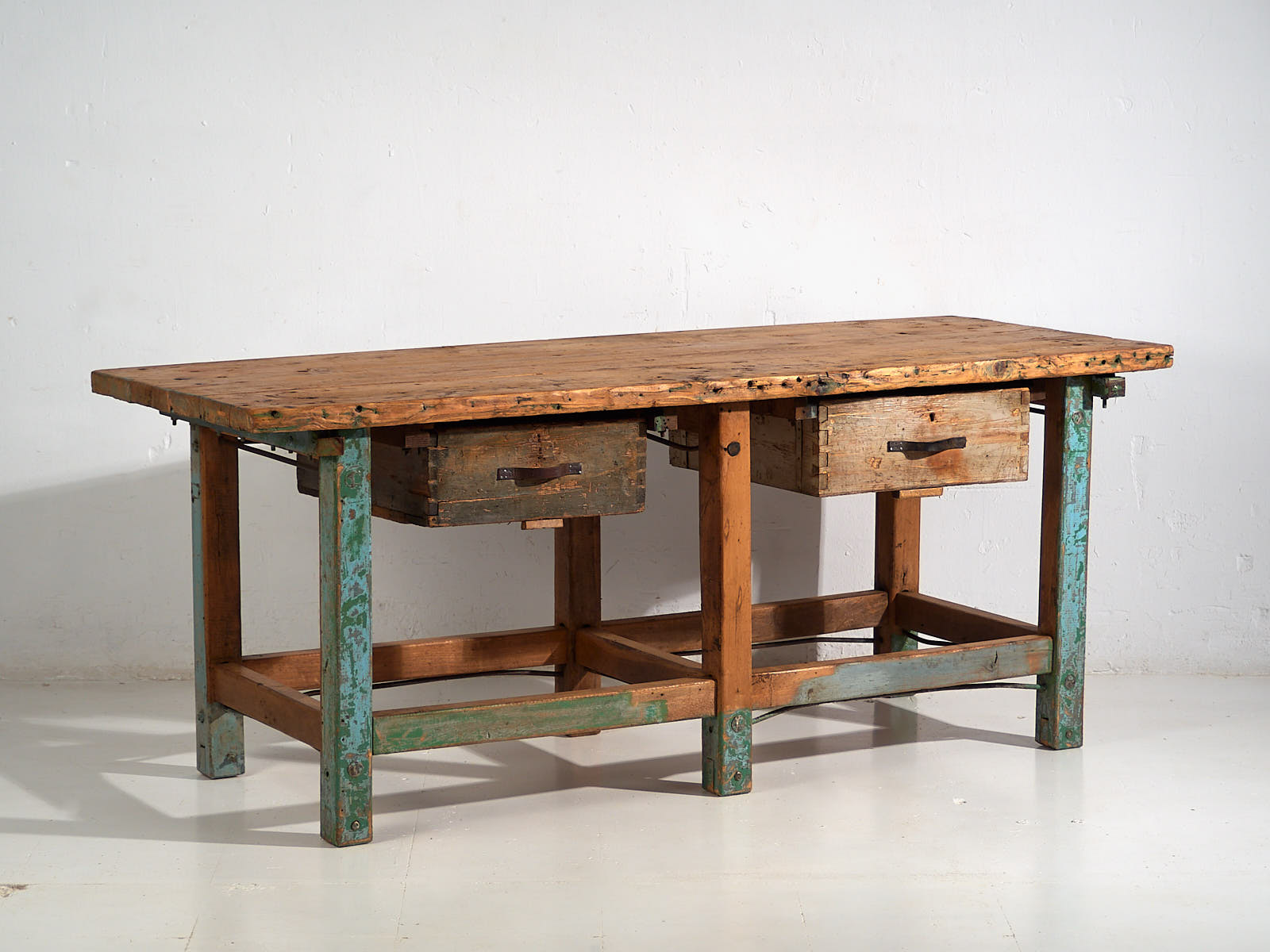 Table de travail ancienne (c.1920)
