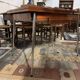 Table formica avec 4 chaises en skaï