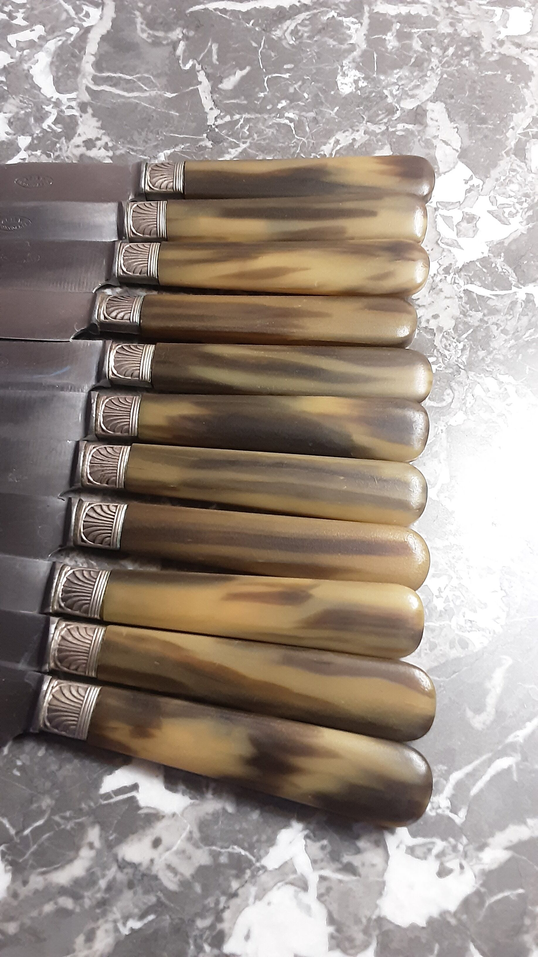 Lot 11 knives - vintage