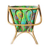 Rattan worker