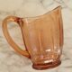 Pichet verre rose 1960