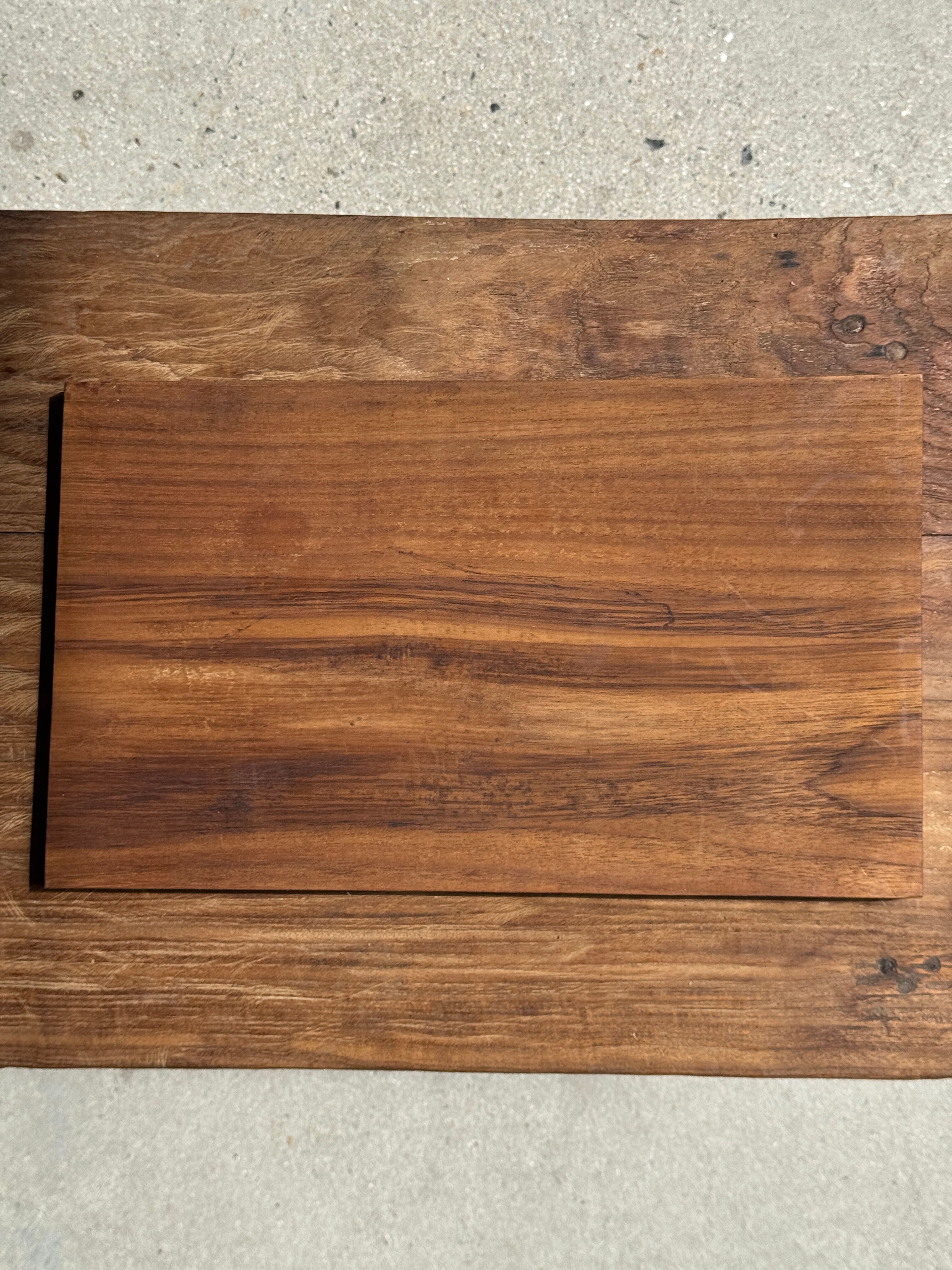 Rectangular solid teak tray with carved edges 40x25