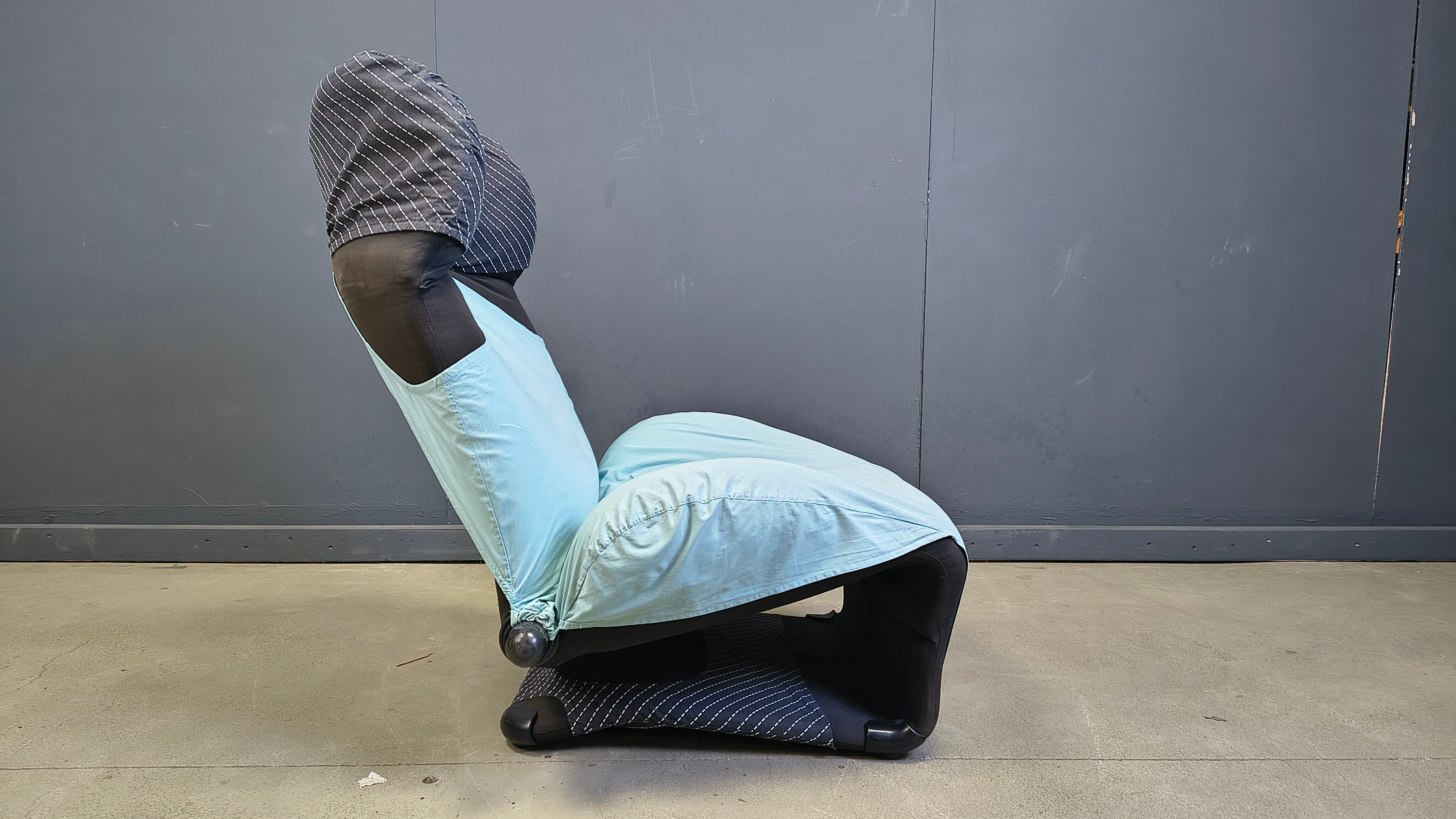 Wink easy chair designed by Toshiyuki Kita for Cassina, 1980s