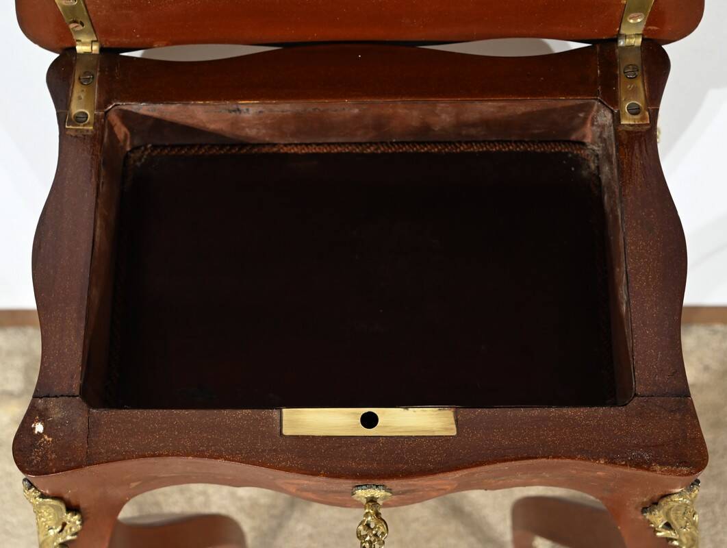 Small Table in Lacquered Wood, Louis XV Style – Late 19th Century