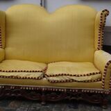 Couch "with ears" in Walnut